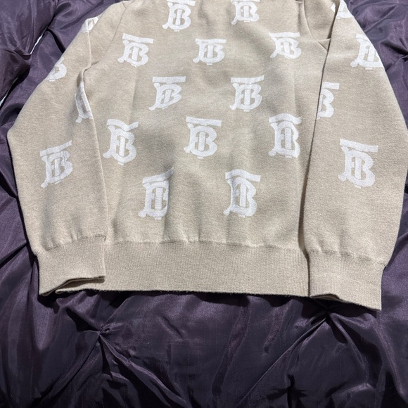 Burberry XS sweater - Picture 3 of 4